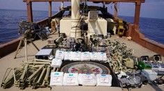 USA poslali Ukrajine zbrane skonfiškované v Arabskom mori, Belgicko dodá Kyjevu obrnené sanitky