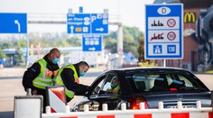 Konzílium odborníkov: Na hraniciach sa nebude testovať antigénovými testami