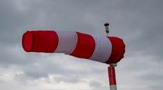 Veľkonočný pondelok plný výstrah. SHMÚ varuje pred veľmi silným vetrom