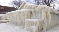 Aj toto dokáže počasie. Dom sa premenil na obrovský mrazák
