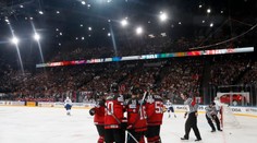 VIDEO: Francúzi mali na dosah aj skalp Kanady, tá predsa len získala tri body