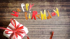 Pieseň Happy Birthay oslavuje narodeniny. Viete, koľko rokov si ju už spievame?