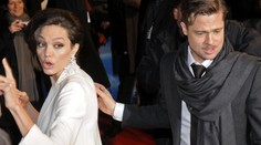 Koniec najkrajšieho páru šoubiznisu! Angelina Jolie požiadala o rozvod