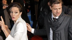 Koniec najkrajšieho páru šoubiznisu! Angelina Jolie požiadala o rozvod