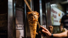 Európou sa šíri salmonela z poľského kuracieho mäsa. Odhalili ju už v 15 krajinách