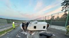 Tragická nehoda na poľskej diaľnici, päť ľudí z toho štyri deti bojujú o život