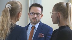 Republika sa musí infektológovi Sabakovi ospravedlniť za hanlivé výroky. Zaplatiť mu majú odškodné 15-tisíc eur