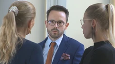 Republika sa musí infektológovi Sabakovi ospravedlniť za hanlivé výroky. Zaplatiť mu majú odškodné 15-tisíc eur