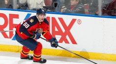 Jágr sa predviedol v novom drese, dotiahol sa na legendárneho Esposita