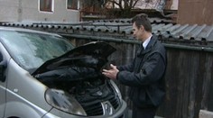 Zastrašovanie v Brezne. V noci úradoval podpalač auta