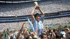 Božský Diego ešte mohol žiť. Maradonovi zdravotníci mali zanedbať opateru, čaká ich súd