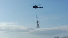 Výnimočná vianočná misia: Nad Popradom sa opäť vznášal obrovský anjel