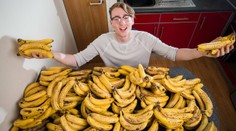 Ďalší banánový maniak. Pozrite, koľko žltého ovocia zje za týždeň tento chlap