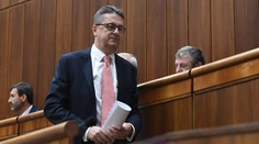 Martin Glváč odstupuje z postu podpredsedu parlamentu. Na odchod vyzval aj Bugára