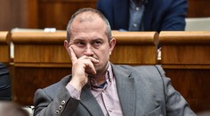 Kotleba si chce ďalej uplatňovať mandát poslanca, odvoláva sa na ústavu