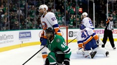 Halák vyfasoval päť kúskov, Vegas zdolal aj Winnipeg