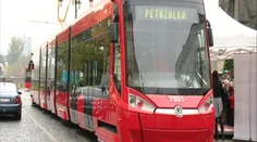 Bratislava sa teší z novej električky. Je naozaj špeciálna