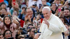 Pápež František je nachladnutý a necíti sa dobre. Testovali ho na koronavírus