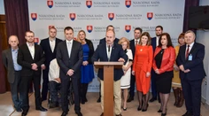 Novozvolená poslankyňa ĽSNS D. Mikovčáková po škandále ponúkla svoj mandát