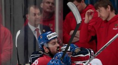 Česi prišli o posilu z NHL. Útočníka vyradil otras mozgu