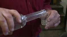 Most-Híd chce dať zelenú domácej pálenke. Toto sú ich podmienky