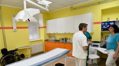 Pacienti VšZP hodnotili nemocnice: Strava dostala najnižšiu známku, vyhral prístup lekárov