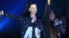 Módna prehliadka Katy Perry na Super Bowl
