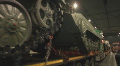 Cez Slovensko sa presúvala bojová technika, ministerstvo obrany o tom nevedelo