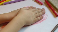 Do skladu ich mali zatvárať aj s vedrom na toaletu. Psychologička radí, ako viesť vážne rozhovory s deťmi