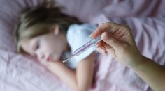 Niektoré príznaky nádchy môžu signalizovať vážne ochorenie. Pediatrička radí, kedy ísť s dieťaťom k lekárovi