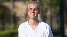 Bieberovi fanúšikovia rozprúdili debatu. Môže za to jediný komentár pod fotkou