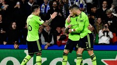 Vzor ako nik iný, tínedžer Manchestru predviedol Ronaldovu oslavu. Najskôr sa však spýtal, či môže