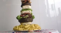 Fast foodové porno na tanieri: Takto vyzerá 30-tisíc kalórií