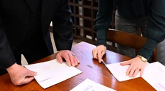 Všetky strany, ktoré kandidovali vo voľbách, si splnili svoju povinnosť