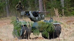 Prvá bitka robotov na Ukrajine odštartovala novú éru. Poznámky si robia vojenskí stratégovia z celého sveta