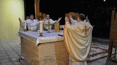 Kresťania na Slovensku i vo svete dnes slávia sviatok Narodenia Pána