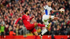 Liverpool doma zlyhal a hladko podľahol Atalante. Leverkusen natiahol svoju skvelú sériu bez prehry