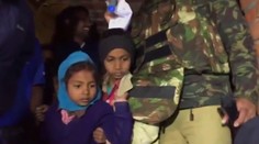 Muž zorganizoval falošnú narodeninovú oslavu dcéry, aby zajal 23 detí