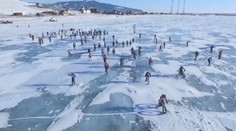 Do cieľa prídu len tí najodolnejší. Polovica pretekárov to nezvládne