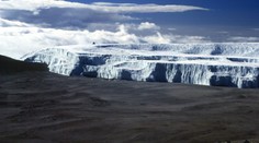 V dôsledku teplého leta sa vo Švajčiarsku roztopil ľad starý 7000 rokov