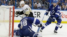Pittsburgh vyhral na ľade Tampy Bay a v sérii vedie 2:1