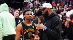 Historický moment v NBA: Lakers draftovali Bronnyho Jamesa, prvýkrát si môže otec zahrať so synom
