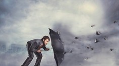 Dážď a silný vietor potrápia Slovensko aj v nedeľu