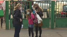 Mnohí rodičia posielajú deti do školy aj s príznakmi covidu