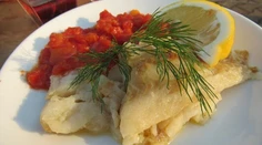 RECEPT NA DNES: Treska s ostrou omáčkou s paradajkami