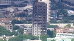 Panika a zúfalstvo: Po požiari v Grenfell Tower ľudia pátrajú po príbuzných