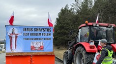 Poľskí farmári zablokovali jeden z hraničných priechodov so Slovenskom. Treba tam rátať so zdržaním