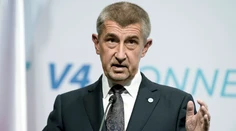 Česká vláda plánuje obmedziť pohyb obyvateľstva, dosiahnuť to chce týmito krokmi