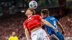 Lipsko rozhodlo o hladkom triumfe v druhom polčase. Frankfurt remizoval s Kolínom