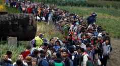 Cez územie Chorvátska prešlo za 2 týždne vyše 90-tisíc migrantov